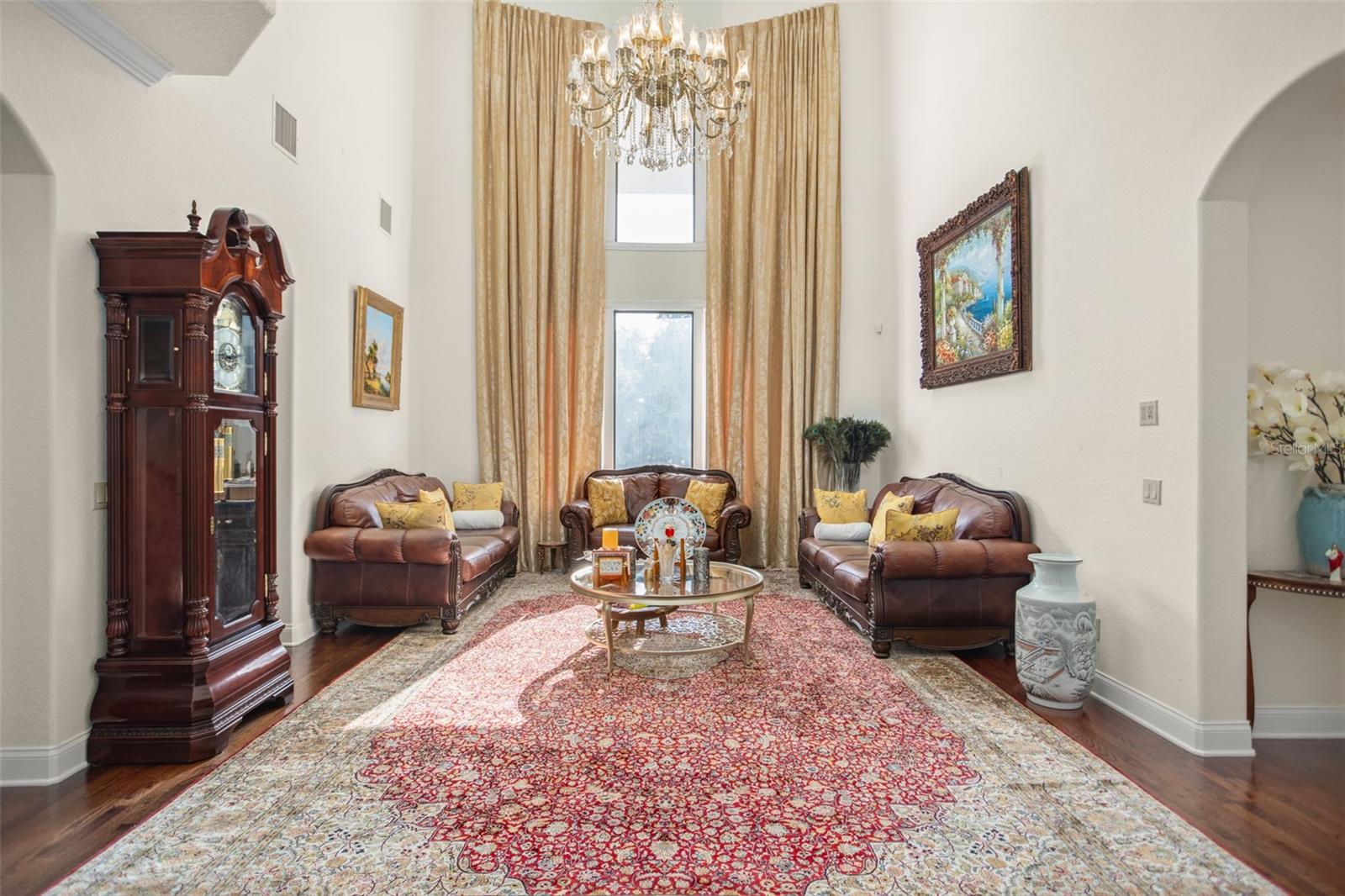 9011 Pinnacle Circle — photo 1