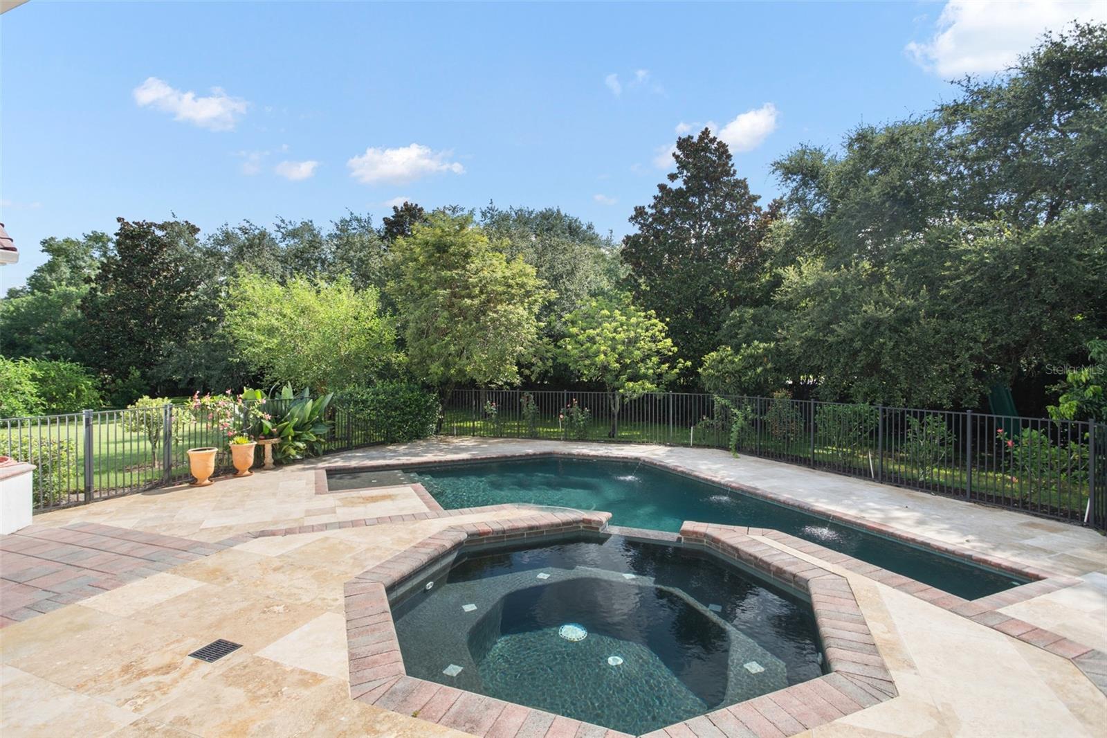 9011 Pinnacle Circle — photo 12